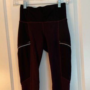 ATHLETA LEGGINGS - Women's Size XS - FLEECE LINED WITH POCKETS!